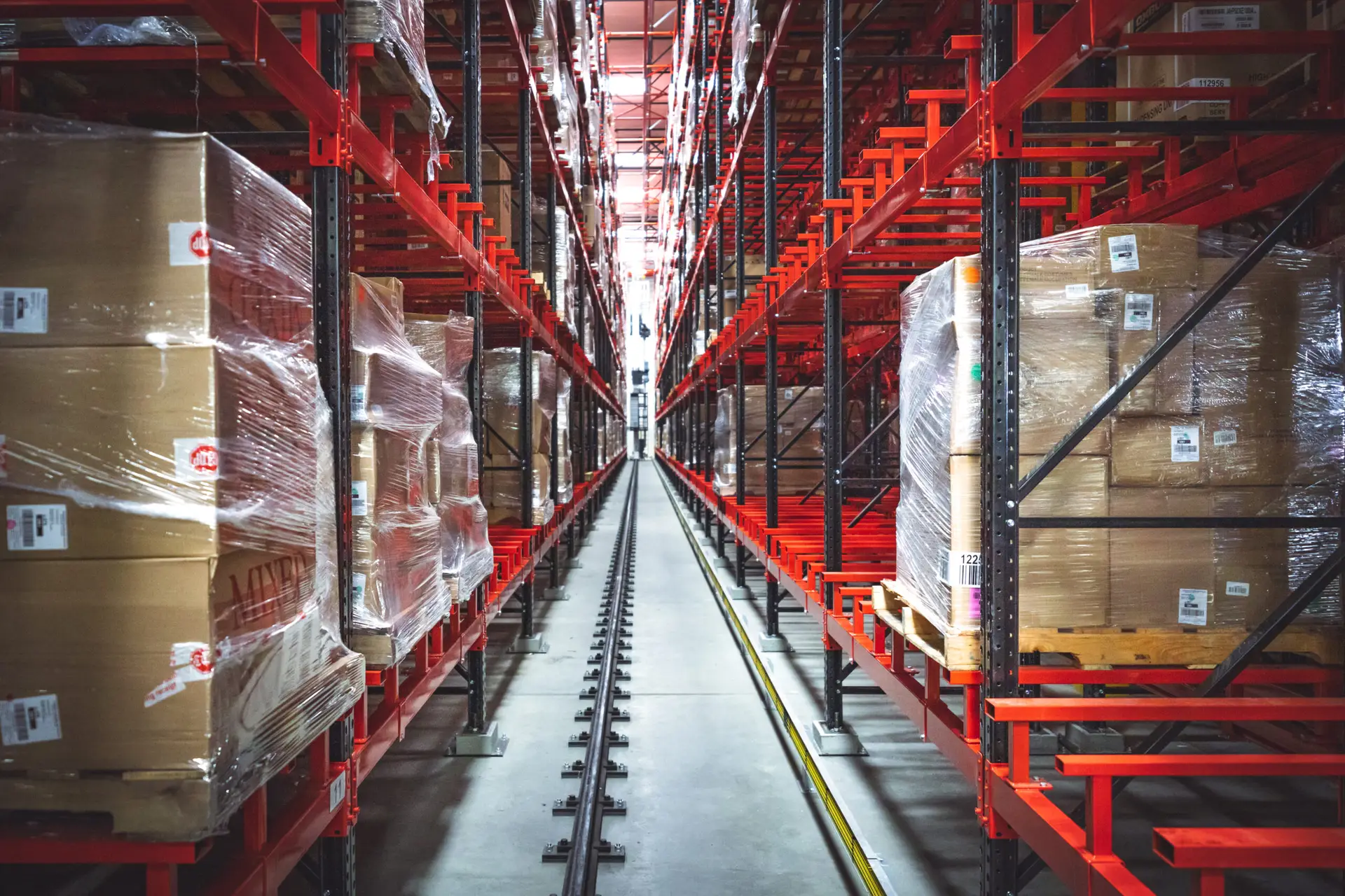 United Material Handling, Material Handling, Warehouse Logistics, Logistics, Warehousing, Automated Storage Solutions, ASRS, Pallet Shuttle, Robotics, Automation, Stacker Crane, Multi-Shuttle, Mini-Load Crane